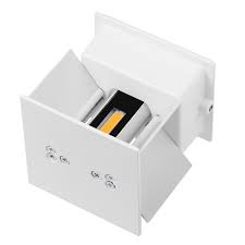 Luminaria Arbotante Cubica Blanco LMS 006 (LED Calido) — imagen 1